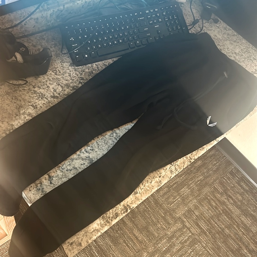 ASRV Tech Joggers Men’s/Unisex Medium Rare*